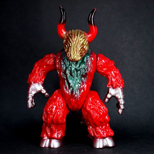 Target Earth Faceless Bull Sofubi