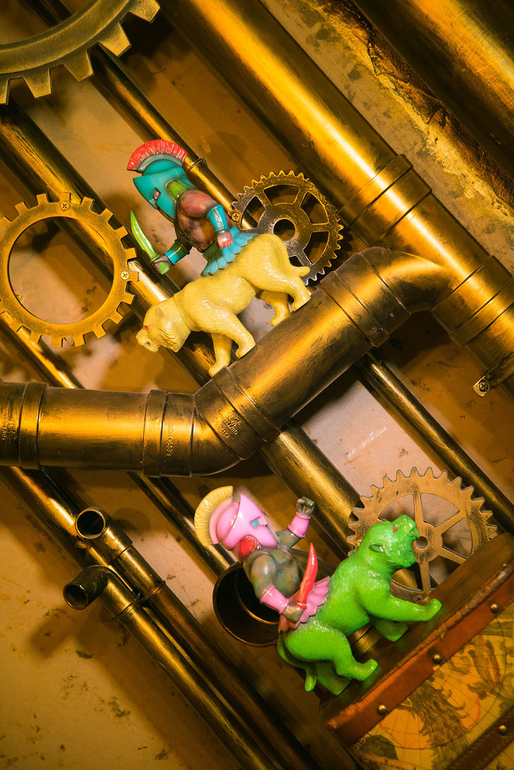 Spartan Beast Yellow Tiger version One-off by Kenth Toy Works - Image 3