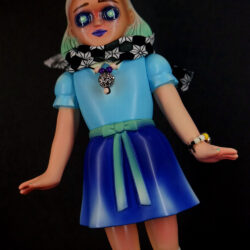 Alternative view of The TWINS Sofubi Custom Show Dark and Blood Sisters One-off (BLUE)