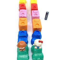 Alternative view of Vintage 1987 Toho Kako Hello Kitty Train playset